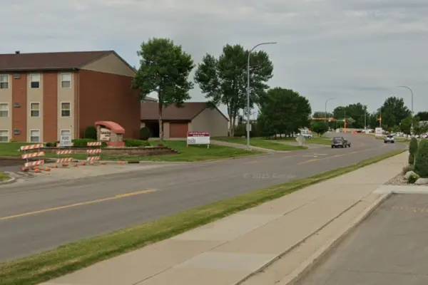 A screenshot from Google Maps of the sidewalk on 31st Avenue in Minot, ND.